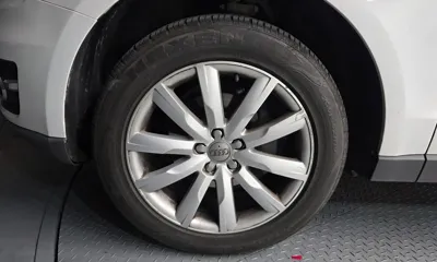 Audi Q5 2010, 165122 км, за 3893.91 USD