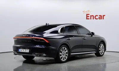 Hyundai Grandeur 2020, 99925 км, за 15688.59 USD
