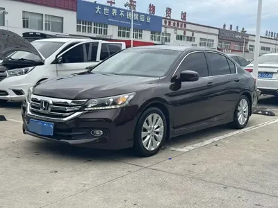Honda Accord · 2014 год