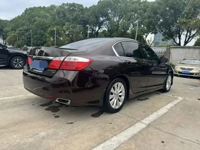 Honda Accord 2014, 85000 км, за 6167.97 USD