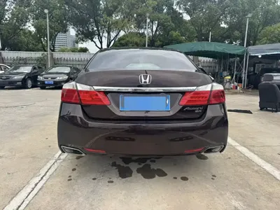 Honda Accord 2014, 85000 км, за 6167.97 USD