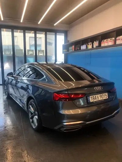 Audi A5 2021, 93000 км, за 19014.49 USD