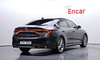 Hyundai Grandeur 2017, 155720 км, за 6840.39 USD