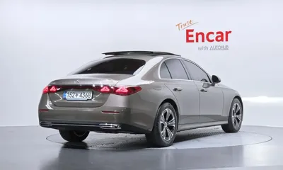 Mercedes-Benz E-Class 2025, 12050 км, за 39621.92 USD