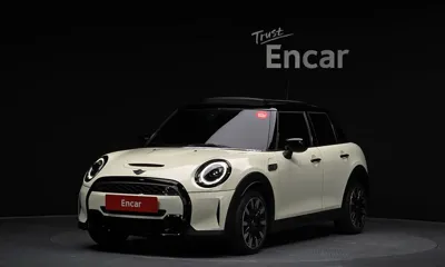 MINI Cooper · 2022 год