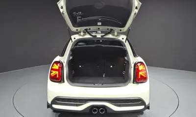 MINI Cooper 2022, 15057 км, за 16218.53 USD - фото 20
