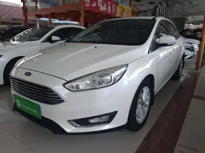Ford Focus 2016, 101100 км, за 3456.91 USD