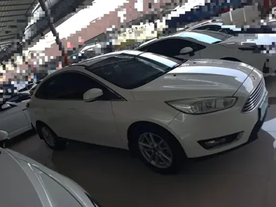 Ford Focus 2016, 101100 км, за 3456.91 USD
