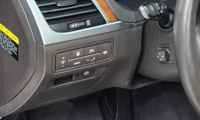 Hyundai Genesis 2016, 85782 км, за 10944.63 USD - фото 14