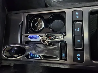 Hyundai Genesis 2015, 114752 км, за 6960.71 USD - фото 9