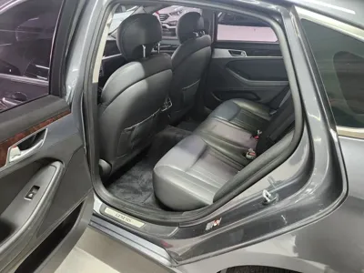 Hyundai Genesis 2015, 114752 км, за 6960.71 USD - фото 10