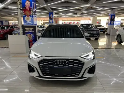 Audi A3 2022, 43000 км, за 21453.38 USD