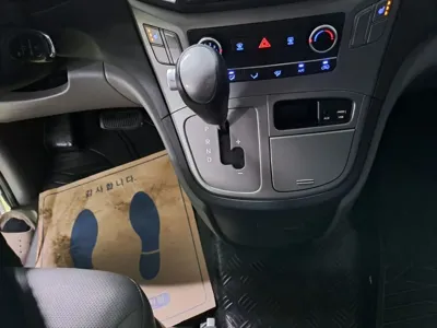 Hyundai Starex 2019, 66619 км, за 9888.12 USD - фото 9