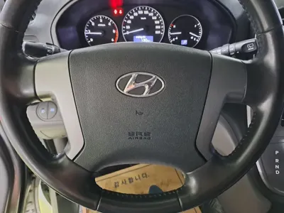 Hyundai Starex 2019, 66619 км, за 9888.12 USD - фото 13