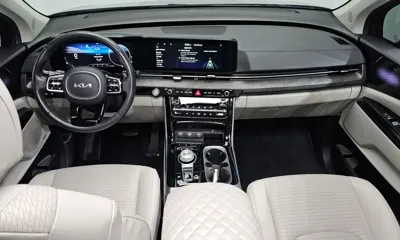 Kia Canival 2023, 40427 км, за 21390.71 USD - фото 7