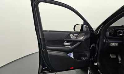 Mercedes-Benz GLS-Class 2024, 24271 км, за 578882.36 USD - фото 24