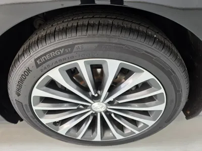 Hyundai Grandeur 2014, 166763 км, за 3832.18 USD