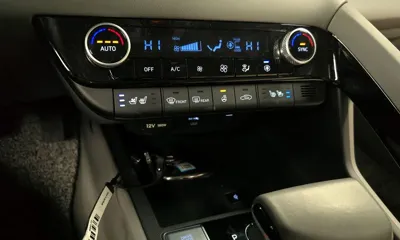 Hyundai Avante 2025, 21993 км, за 15731.65 USD - фото 16