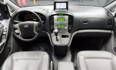 Hyundai Starex 2016, 48965 км, за 7947.01 USD - фото 7