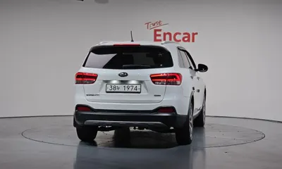 Kia Sorento 2016, 106705 км, за 8407.77 USD