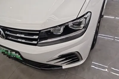 Volkswagen Tiguan L New Energy 2020, 86199 км, за 15722 USD - фото 8