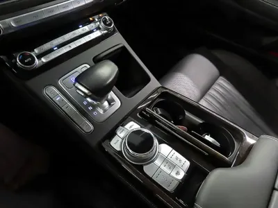 Genesis G90 2019, 92000 км, за 21019.43 USD - фото 12