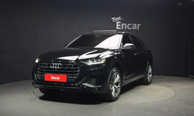 Audi Q8 · 2022 год