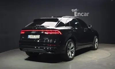 Audi Q8 2022, 115696 км, за 36669.97 USD