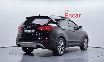 Hyundai Santafe 2017, 141566 км, за 6967.5 USD