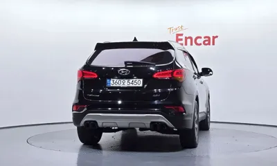 Hyundai Santafe 2017, 141566 км, за 6967.5 USD