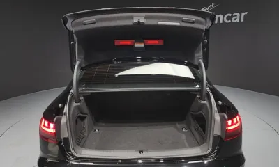 Audi A4 2022, 25583 км, за 25702.01 USD - фото 20