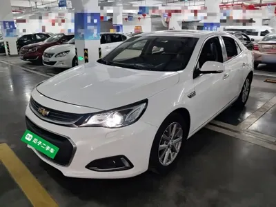 Chevrolet Malibu 2016, 112000 км, за 4618.6 USD
