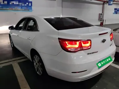Chevrolet Malibu 2016, 112000 км, за 4618.6 USD