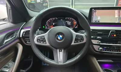 BMW 5-Series 2023, 87649 км, за 25647.82 USD - фото 13