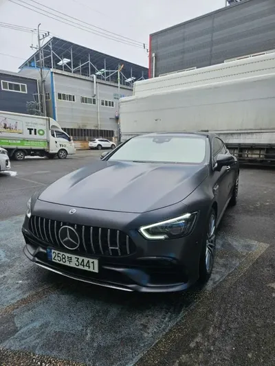 Mercedes-Benz AMG GT 2021, 22000 км, за 51940.44 USD