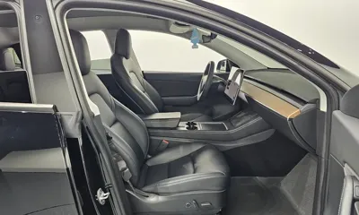 Tesla Model Y 2021, 59074 км, за 26110.54 USD - фото 11