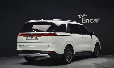 Kia Canival 2021, 112577 км, за 13586.42 USD