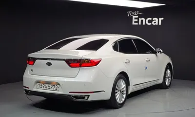Kia K7 2016, 351515 км, за 2588.5 USD