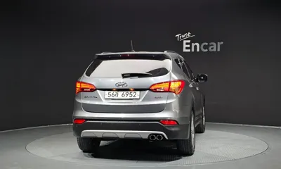 Hyundai Santafe 2014, 117652 км, за 6423.84 USD