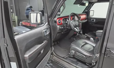 Jeep Gladiator 2021, 64771 км, за 25146.59 USD - фото 10