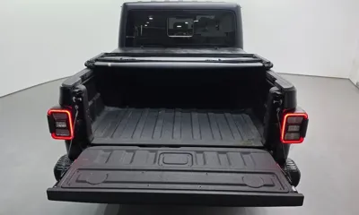 Jeep Gladiator 2021, 64771 км, за 25146.59 USD - фото 30