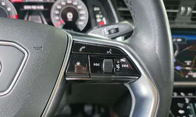 Audi A6 2023, 24048 км, за 31723.32 USD - фото 32
