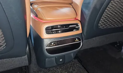 Genesis GV70 2024, 38522 км, за 24944.2 USD - фото 28