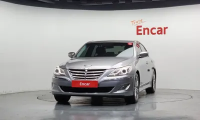 Hyundai Genesis 2012, 172204 км, за 2955.86 USD