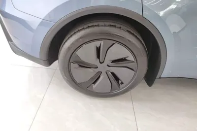 Tesla Model Y 2026, 100 км, за 39167 USD - фото 13