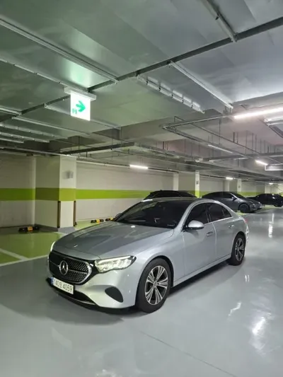 Mercedes-Benz E-Class 2024, 30000 км, за 36764.98 USD