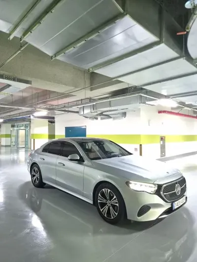 Mercedes-Benz E-Class 2024, 30000 км, за 36764.98 USD