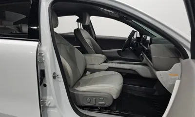 Hyundai Ioniq6 2023, 74969 км, за 21143.04 USD - фото 10