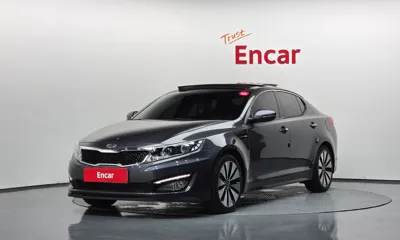 Kia K5 · 2011 год
