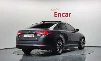 Kia K5 2011, 76893 км, за 3185.33 USD